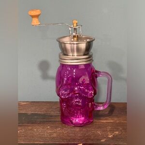 NIB Skull Halloween Grinder Jar Mason Jar w / Lid Decor Gothic